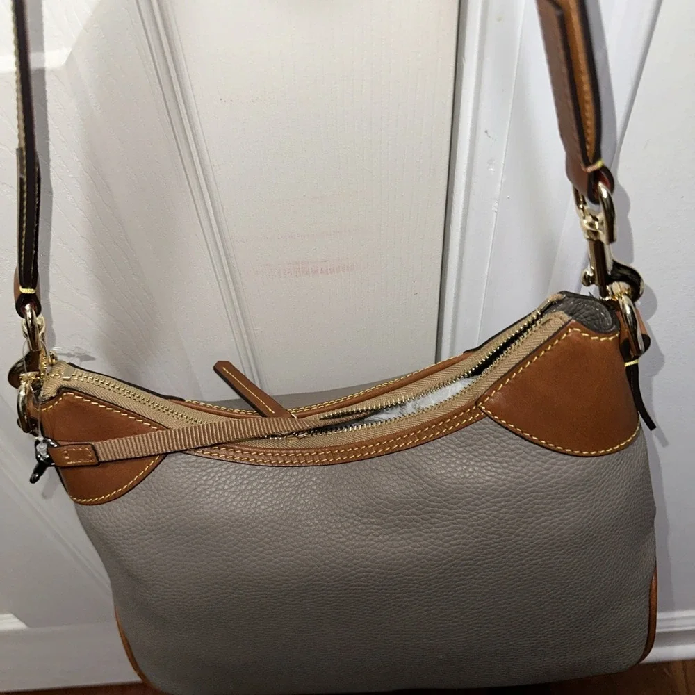 Dooney & Bourke new dooney